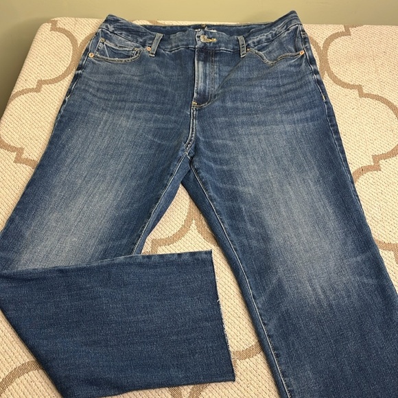 Express 90’s slim high rise FlexX stretch raw hem jeans, large short: 12/14/16 - Picture 14 of 17